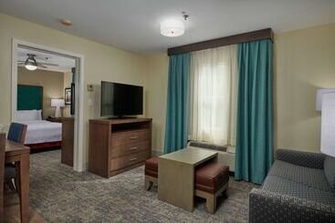 هتل Homewood Suites By Hilton Sarasota