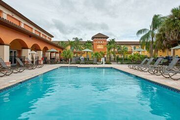 هتل Homewood Suites By Hilton Sarasota