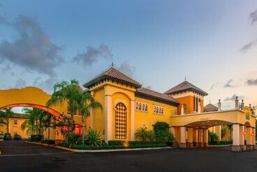 هتل Homewood Suites By Hilton Sarasota