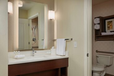 هتل Homewood Suites By Hilton Sarasota