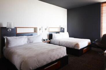 هتل Hôtel Alt Quartier Dix30