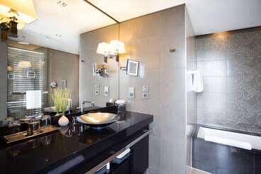 هتل Hyatt Regency Dusseldorf