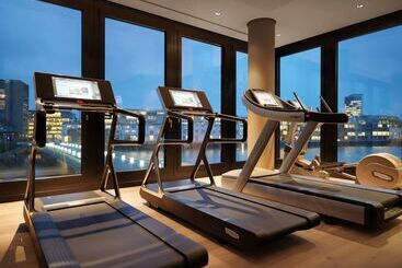 هتل Hyatt Regency Dusseldorf