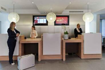 هتل Ibis Stuttgart Airport Messe