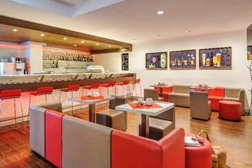 هتل Ibis Stuttgart Airport Messe