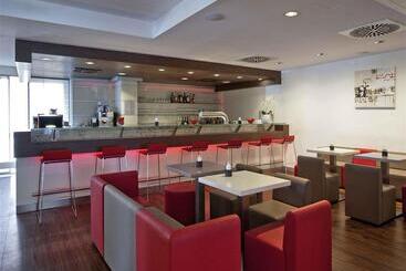هتل Ibis Stuttgart Airport Messe