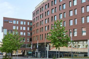 هتل Park Inn By Radisson Stuttgart
