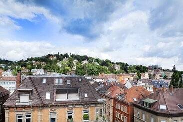هتل Park Inn By Radisson Stuttgart