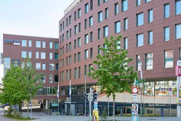 ホテル Park Inn By Radisson Stuttgart
