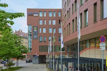 ホテル Park Inn By Radisson Stuttgart