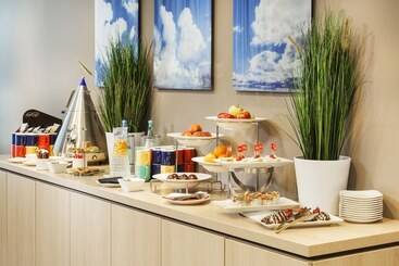 ホテル Park Inn By Radisson Stuttgart