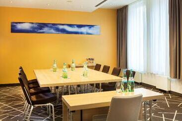 ホテル Park Inn By Radisson Stuttgart