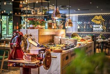 ホテル Park Inn By Radisson Stuttgart