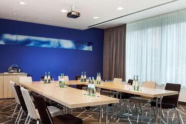 ホテル Park Inn By Radisson Stuttgart