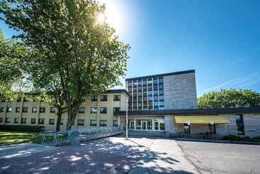 هتل Residences Universite Laval