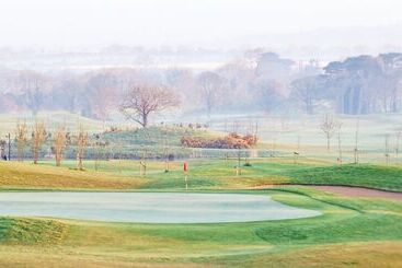 Roganstown Hotel & Country Club