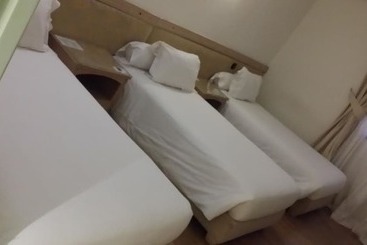هتل Sahara Line
