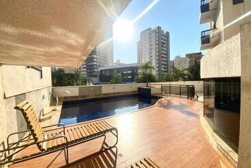 هتل Sun Square Suites