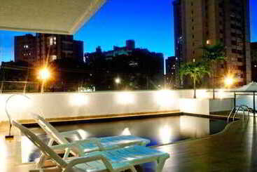 هتل Sun Square Suites