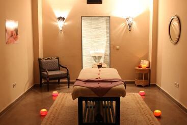 Zalagh Kasbah Hotel & Spa