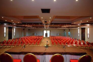 Zalagh Kasbah Hotel & Spa