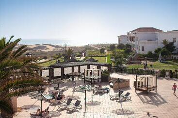 אתר נופש Robinson Agadir  All Inclusive