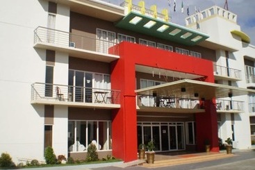 هتل Regal Plaza
