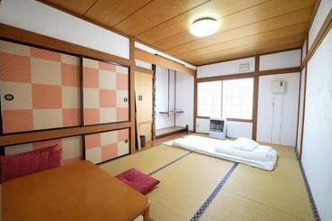 هاستل Kawayu Onsen Guesthouse Nomy