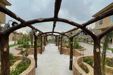هاستل Revera Resort
