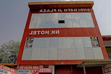 هتل Oyo 71086 Nk Guest House & Restaurant