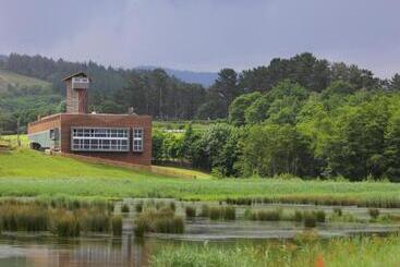 هتل Urdaibai Bird Center