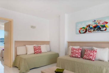 Apartamentos Calablanca