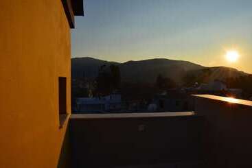 هاستل Agon Ephesus