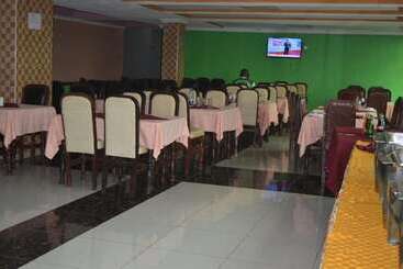 هتل Isiolo Landmark