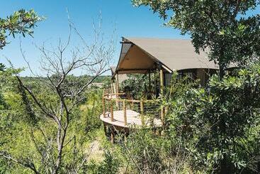 هتل Mdluli Safari Lodge