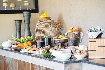 هتل Mdluli Safari Lodge