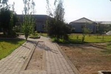 هتل Moyo Lodge