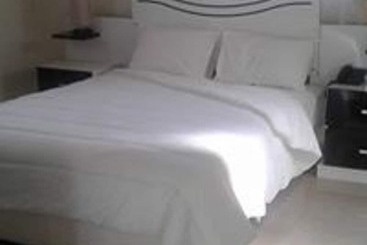 هتل Moyo Lodge