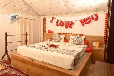 هتل Sky Residency