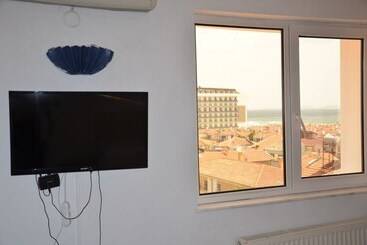 Lavinia Otel