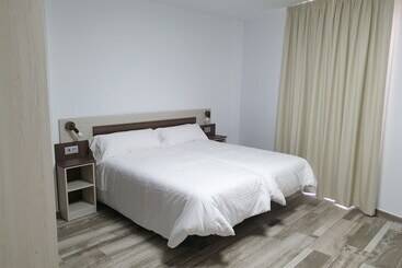 Mesón Hostal La Cabaña - Medellín