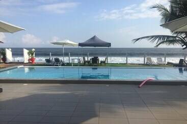 پانسیون Amarily Lodge
