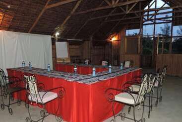پانسیون Lions Court Lodge
