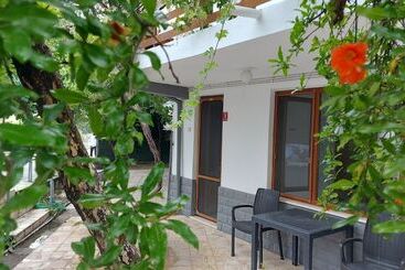 Thassos Apart Otel