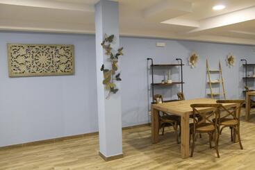 Apartamentos Turísticos Escorraladas