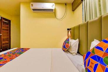 Fabhotel Raj Palace I
