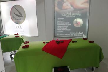 هتل Boutique 14 Lanceros