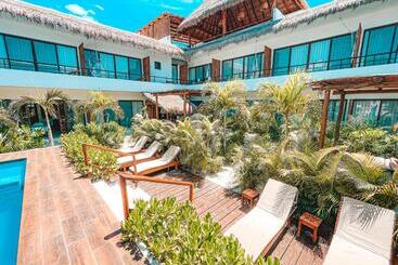 هتل Boutique Naj Casa Holbox