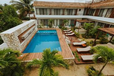 هتل Boutique Naj Casa Holbox