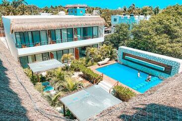 هتل Boutique Naj Casa Holbox